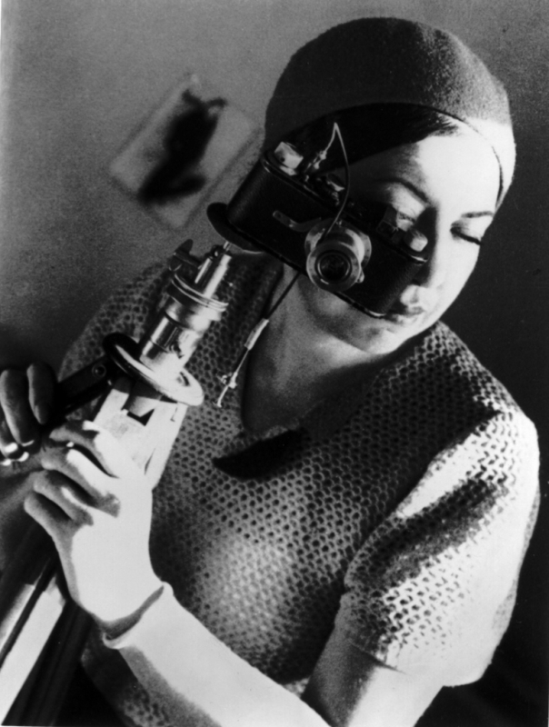 Alexander Rodchenko, Regina Lemberg, 1935 from More Glossy Than Reflective by Fiona Kearney - Click for Next Image